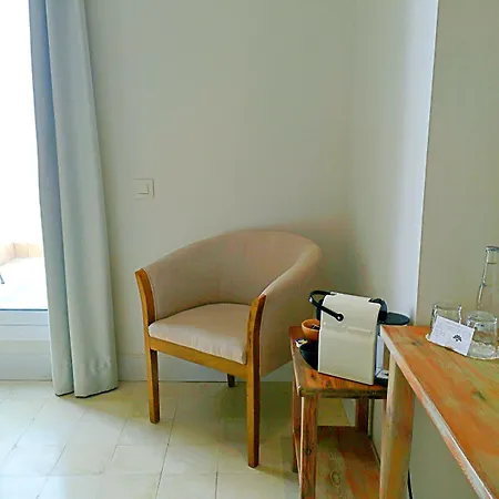 Boutique Elvira Plaza Hotel